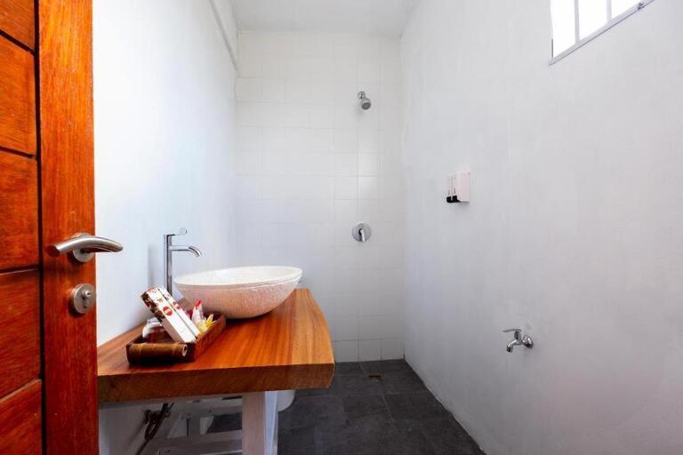 Surya Lombok Accommodation Selong Belanak Bagian luar foto