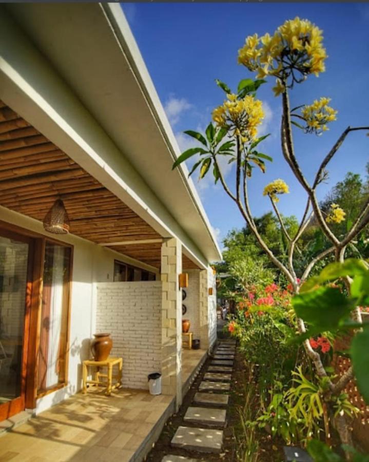 Surya Lombok Accommodation Selong Belanak Bagian luar foto